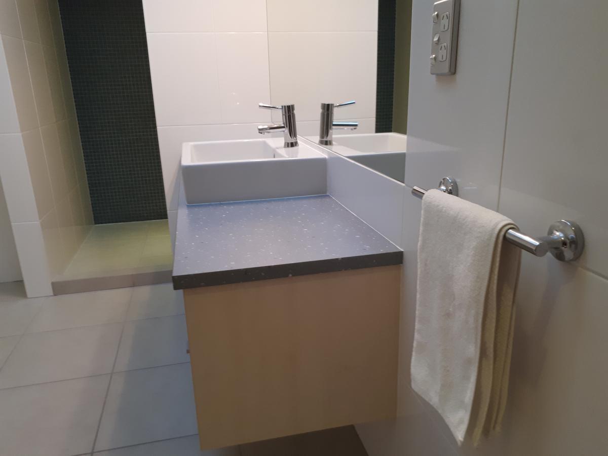 Hotel St Andrews House Hamilton Esterno foto